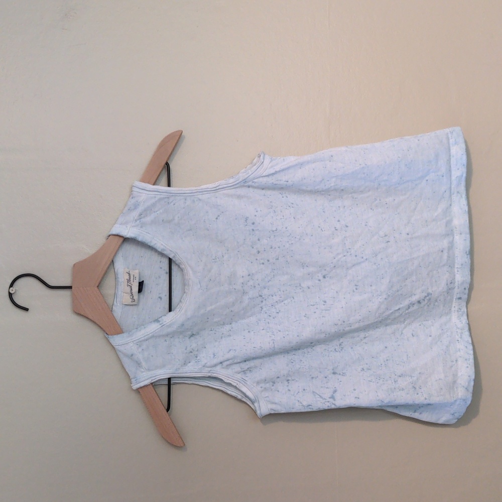 Universal Thread Tank